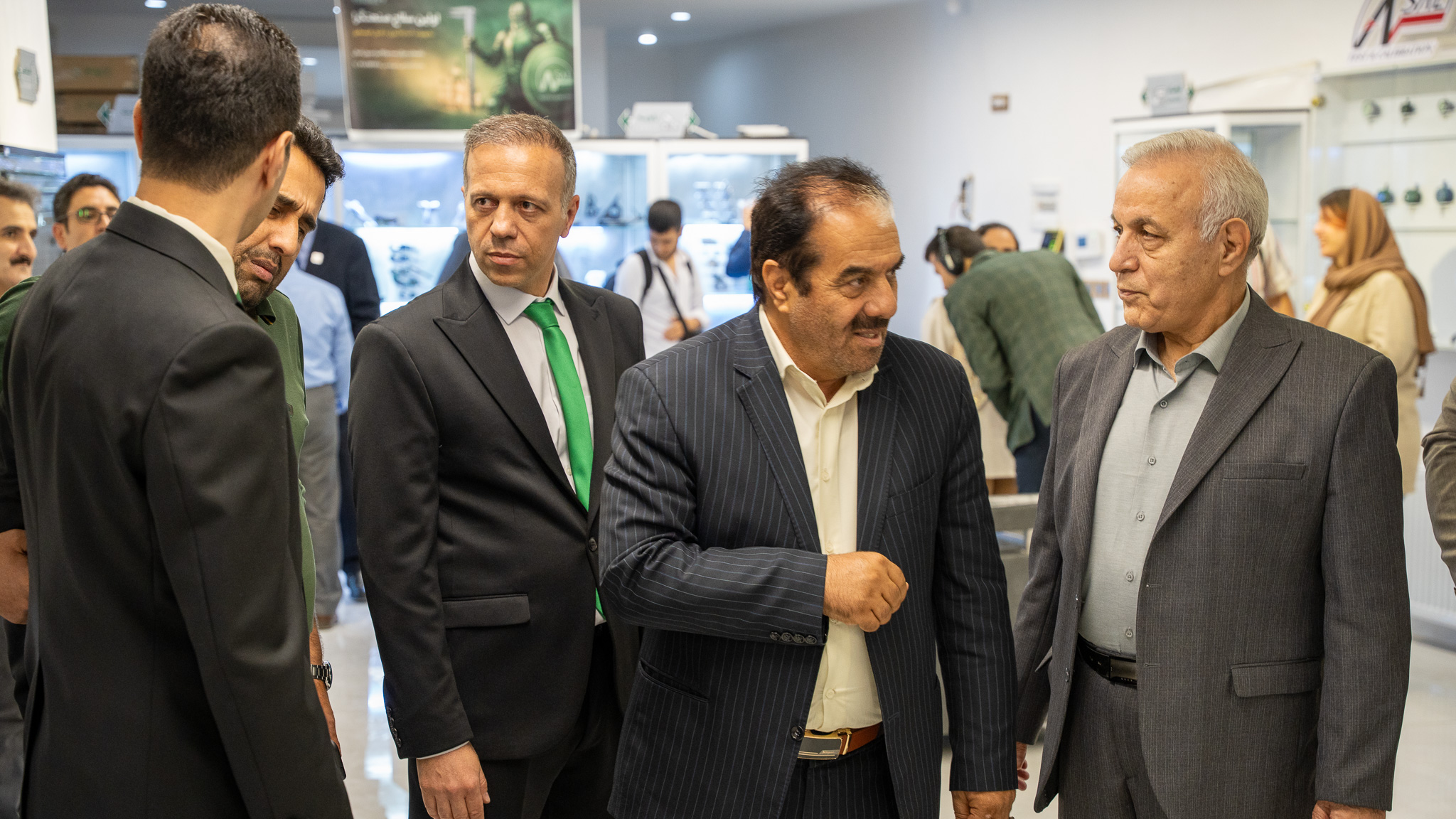 بازدید مسئولین از نمایشگاه اینسایز